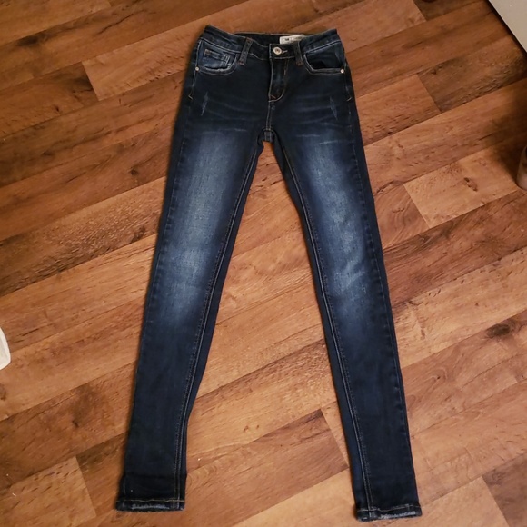 Fashion Nova Skinny Jeans - Picture 4 of 7